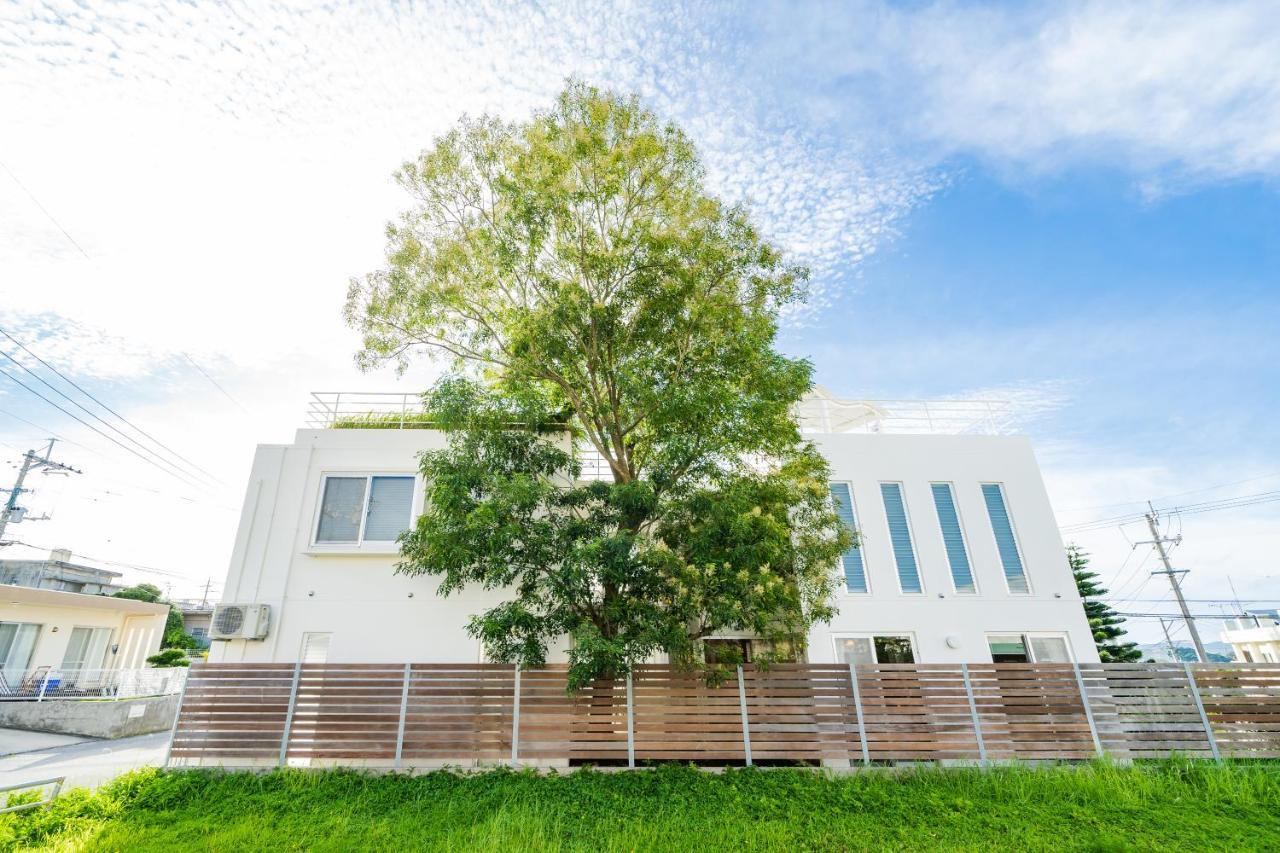 EM Tree House Uruma Exterior foto